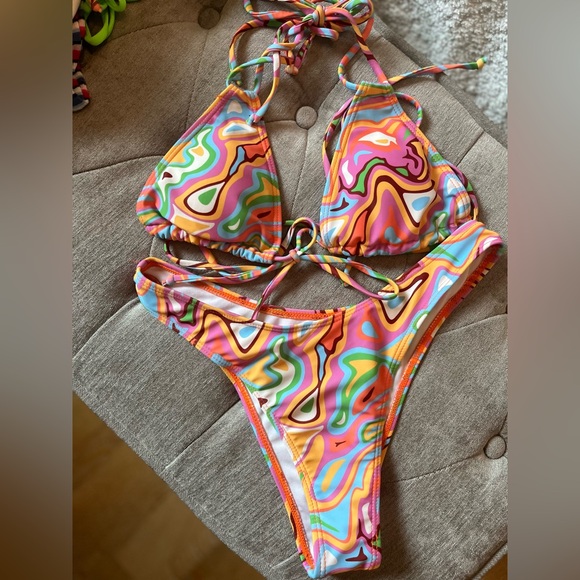 4 Piece Bathing Suit, multicoloured, size XS - Picture 2 of 5
